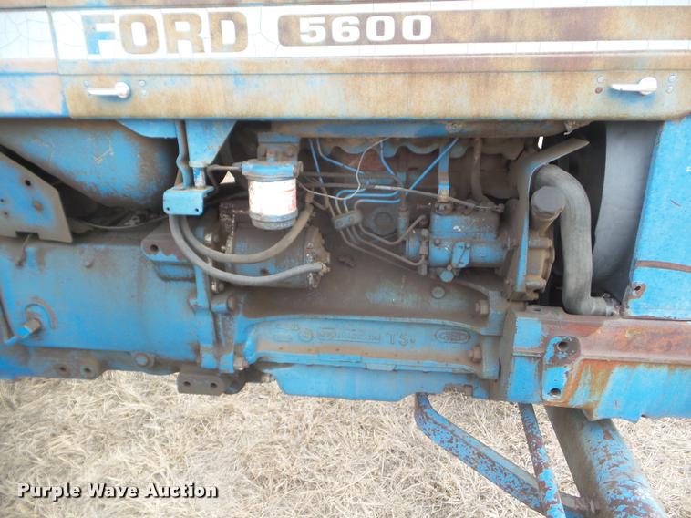 image for item DA7717 Ford 5600 tractor