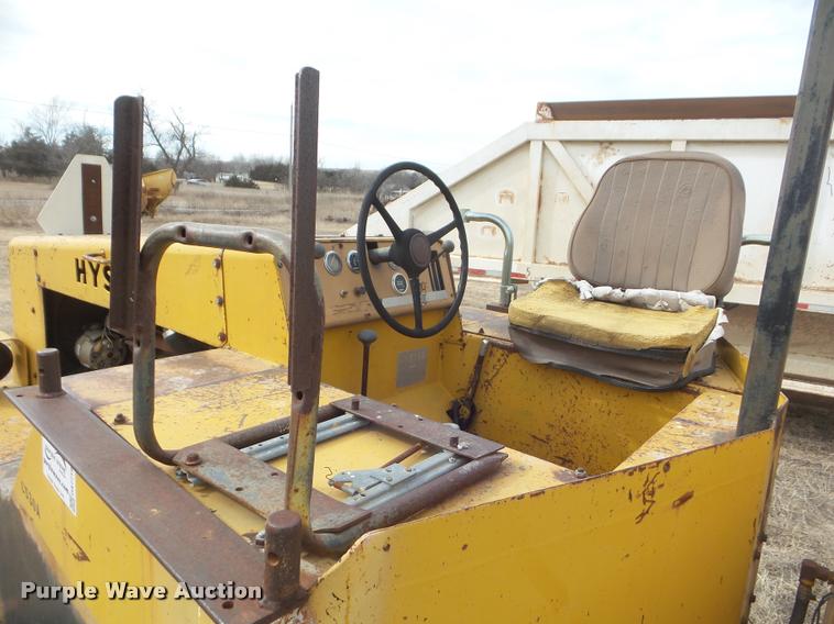 image for item DA7719 Hyster C530A pneumatic roller