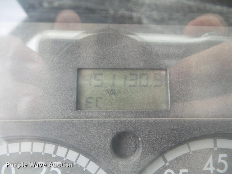 image for item DA7721 2007 Sterling A9500 semi truck