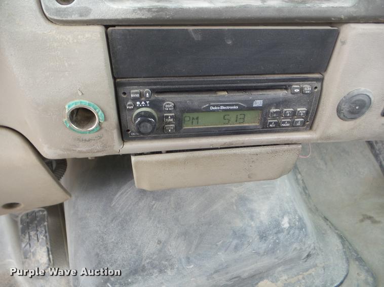 image for item DA7721 2007 Sterling A9500 semi truck