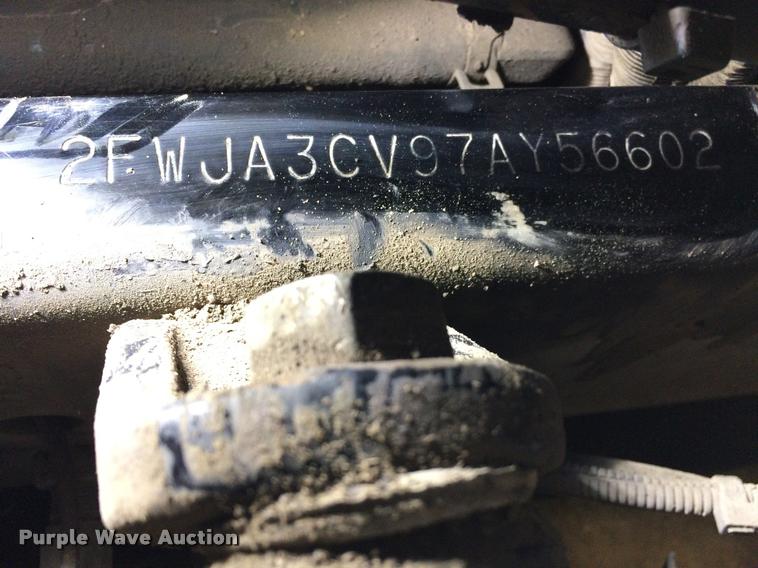 image for item DA7721 2007 Sterling A9500 semi truck