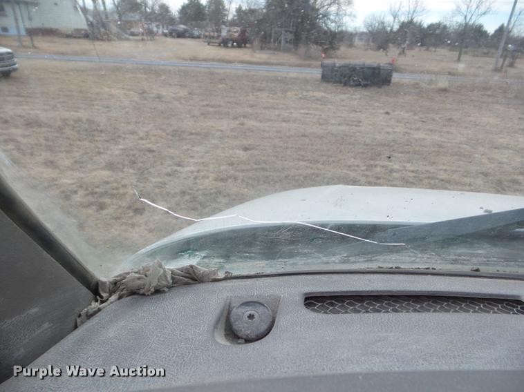 image for item DA7722 2007 Sterling A9500 semi truck