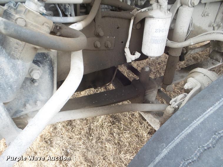 image for item DA7722 2007 Sterling A9500 semi truck