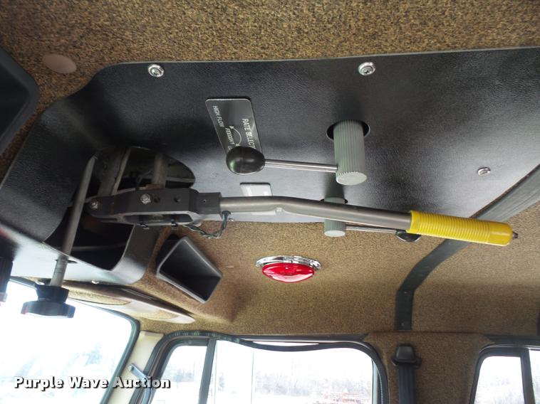 image for item DB0731 1993 International 4800 Crew Cab foam pumper fire truck