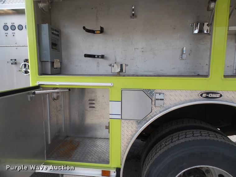 image for item DB0731 1993 International 4800 Crew Cab foam pumper fire truck