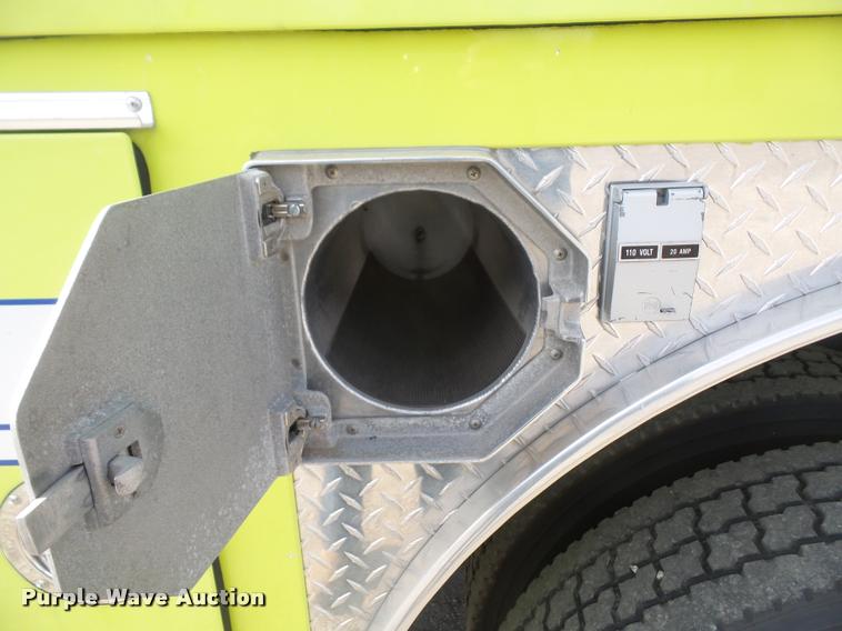 image for item DB0731 1993 International 4800 Crew Cab foam pumper fire truck