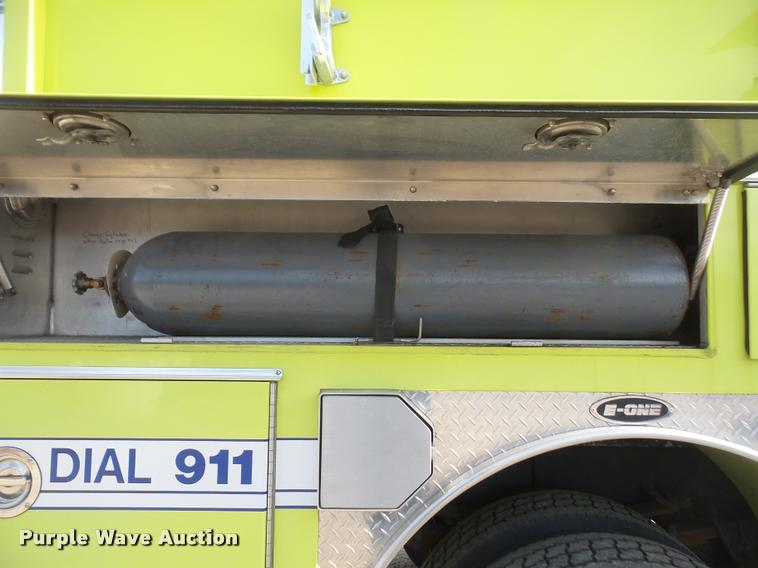 image for item DB0731 1993 International 4800 Crew Cab foam pumper fire truck