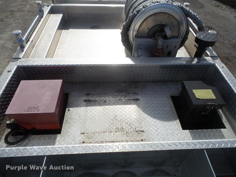 image for item DB0731 1993 International 4800 Crew Cab foam pumper fire truck