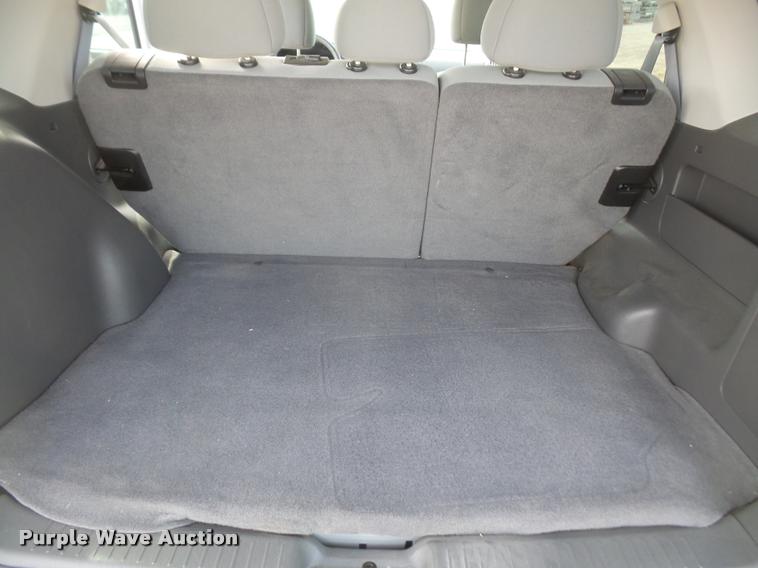 image for item DB0732 2005 Ford Escape Hybrid SUV