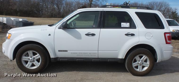 image for item DB0733 2008 Ford Escape Hybrid SUV