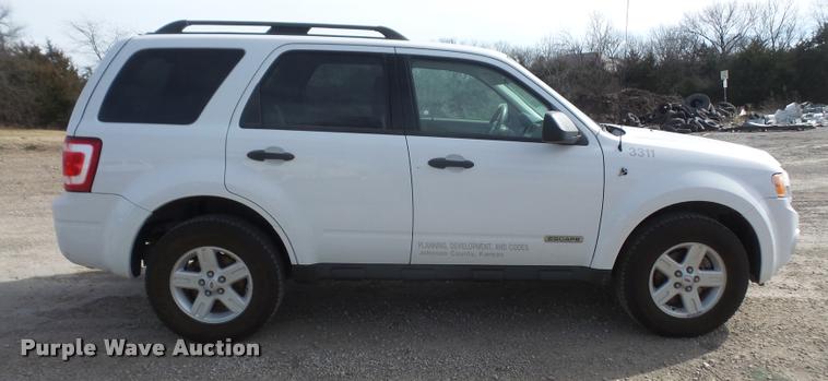 image for item DB0733 2008 Ford Escape Hybrid SUV