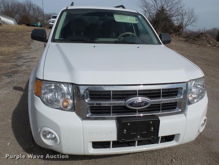 image for item DB0733 2008 Ford Escape Hybrid SUV
