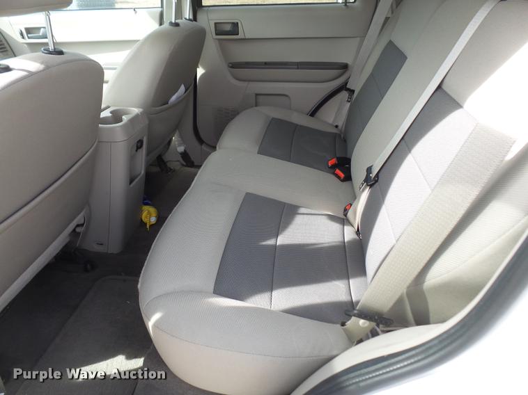 image for item DB0733 2008 Ford Escape Hybrid SUV