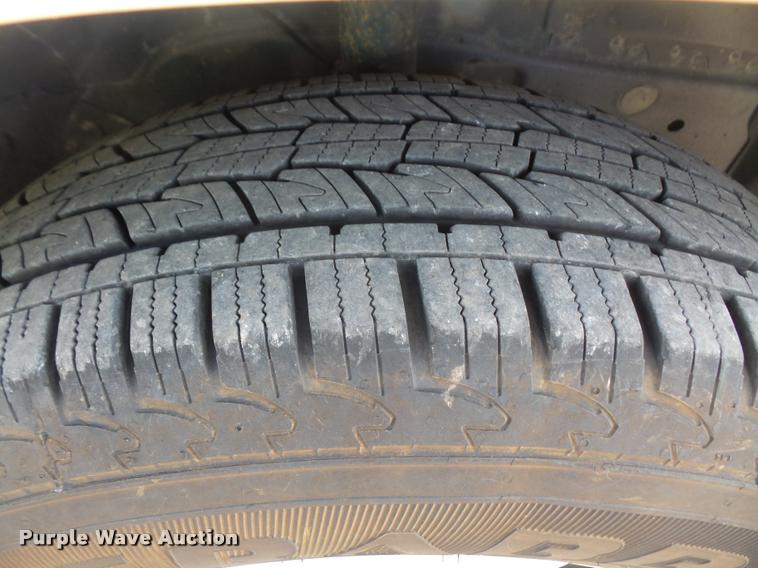 image for item DB0733 2008 Ford Escape Hybrid SUV