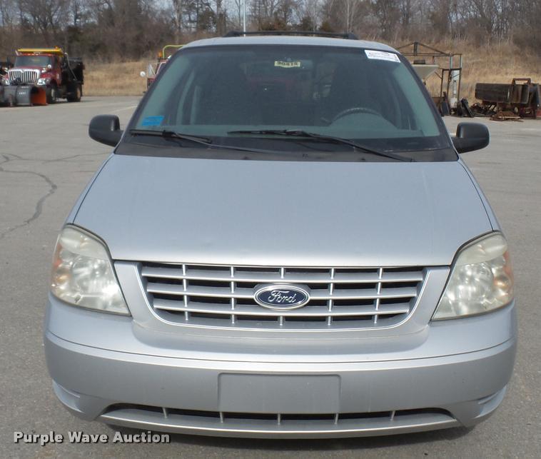 image for item DB0734 2007 Ford Freestar van