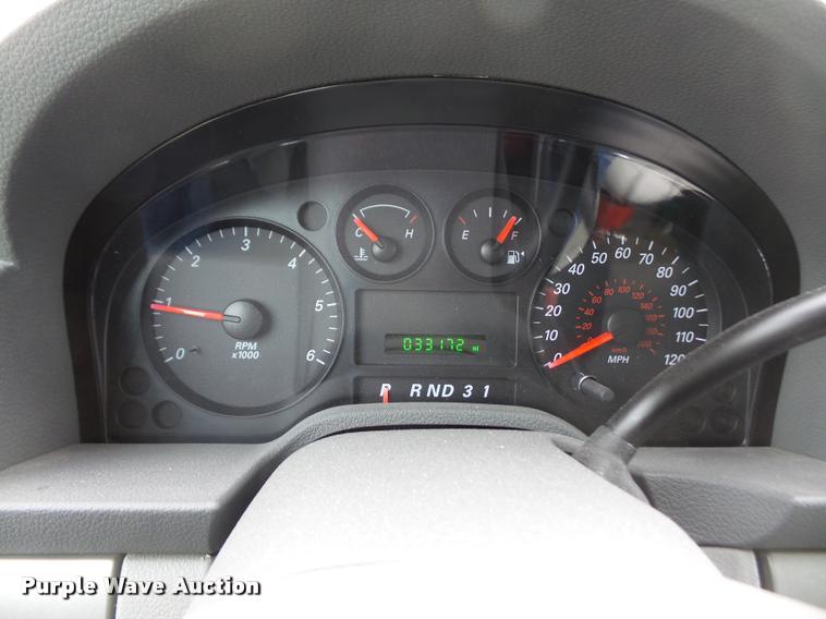 image for item DB0734 2007 Ford Freestar van