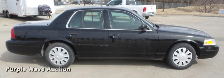 image for item DB0735 2008 Ford Crown Victoria Police Interceptor