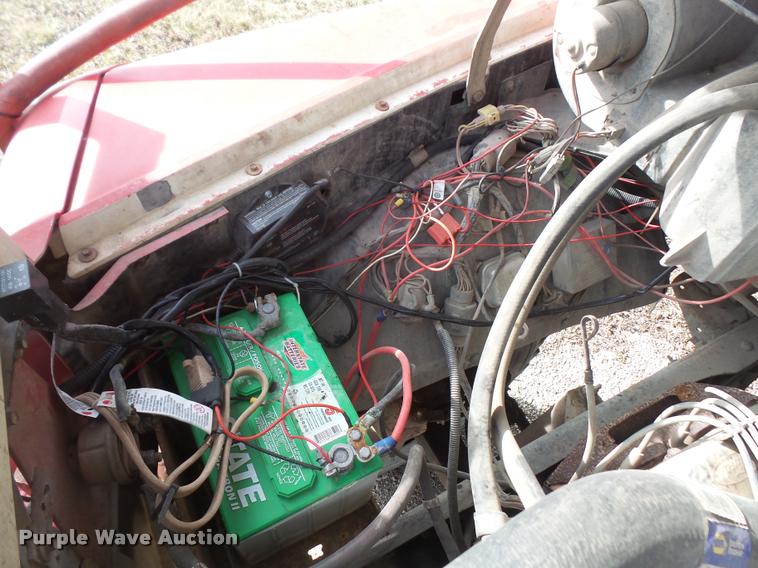 image for item DB0736 1981 Ford F700 fire truck