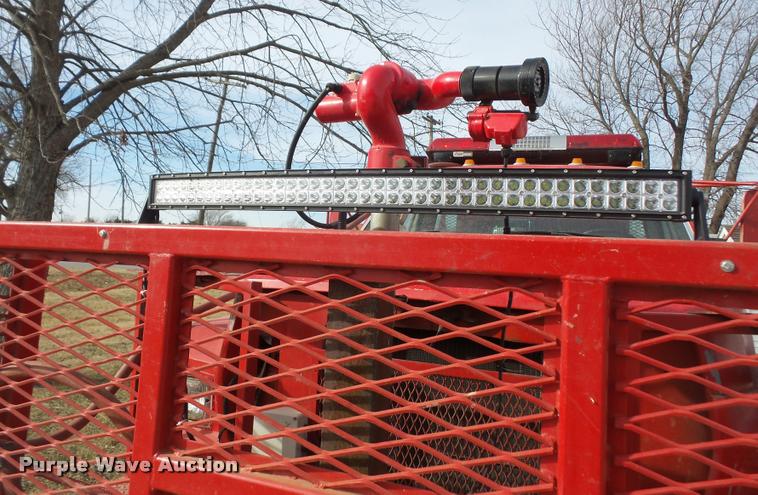 image for item DB0736 1981 Ford F700 fire truck