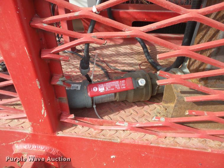 image for item DB0736 1981 Ford F700 fire truck