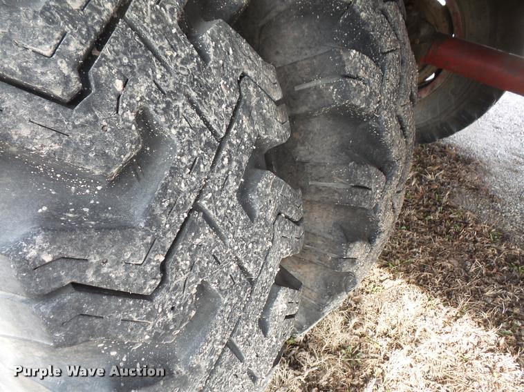 image for item DB0736 1981 Ford F700 fire truck