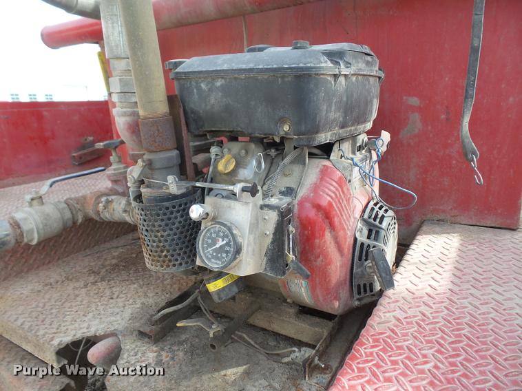 image for item DB0736 1981 Ford F700 fire truck