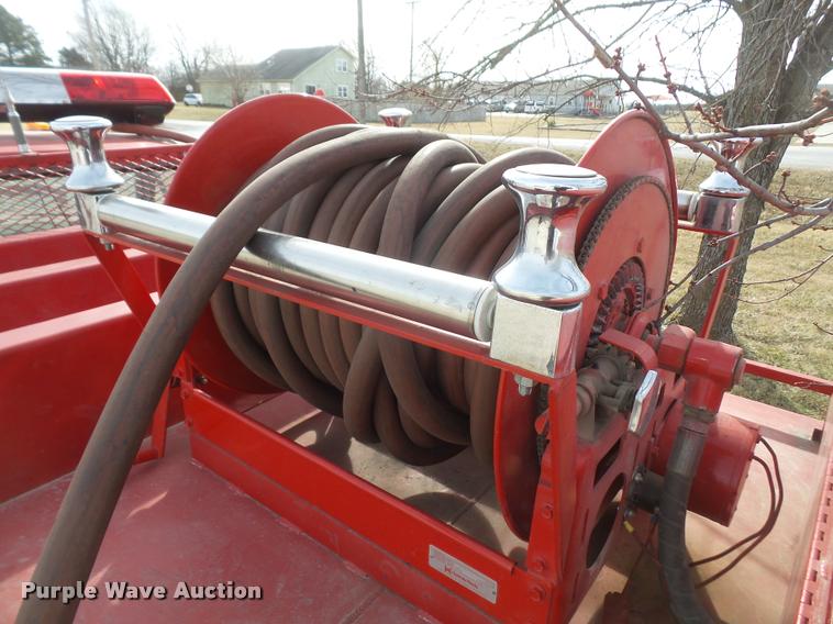 image for item DB0736 1981 Ford F700 fire truck