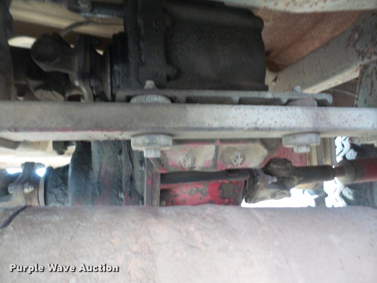 image for item DB0736 1981 Ford F700 fire truck