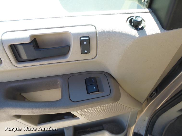 image for item DB1877 2007 Ford Freestar SE van