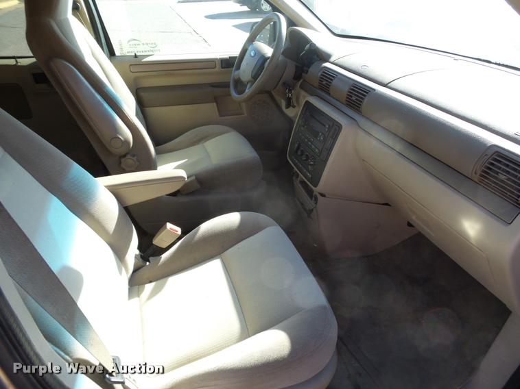 image for item DB1877 2007 Ford Freestar SE van