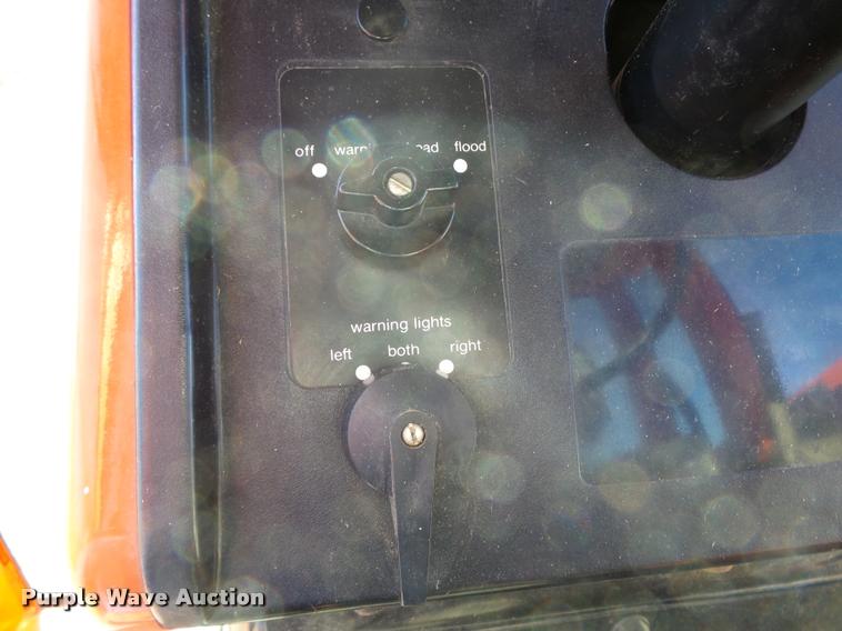 image for item DB1893 1983 Allis Chalmers 6060 tractor