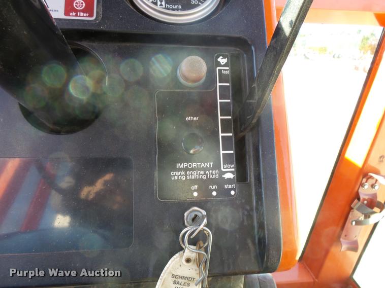 image for item DB1893 1983 Allis Chalmers 6060 tractor