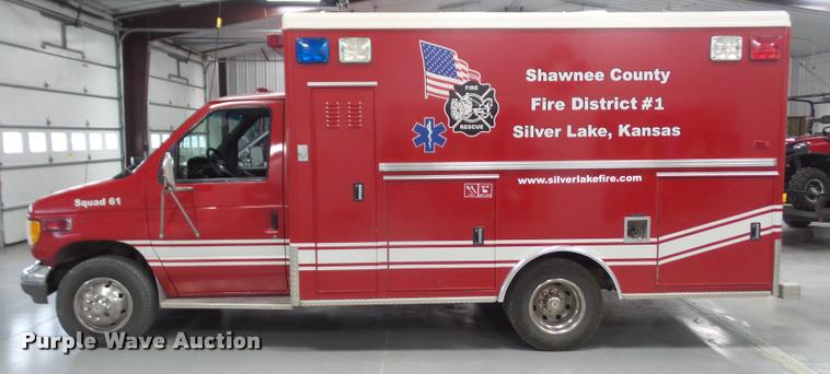 image for item DB2866 1994 Ford Econoline E350 ambulance