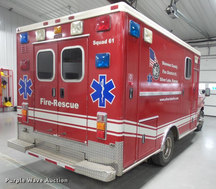 image for item DB2866 1994 Ford Econoline E350 ambulance