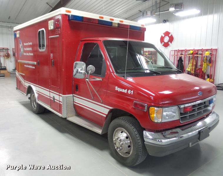 image for item DB2866 1994 Ford Econoline E350 ambulance