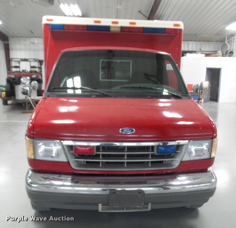 image for item DB2866 1994 Ford Econoline E350 ambulance