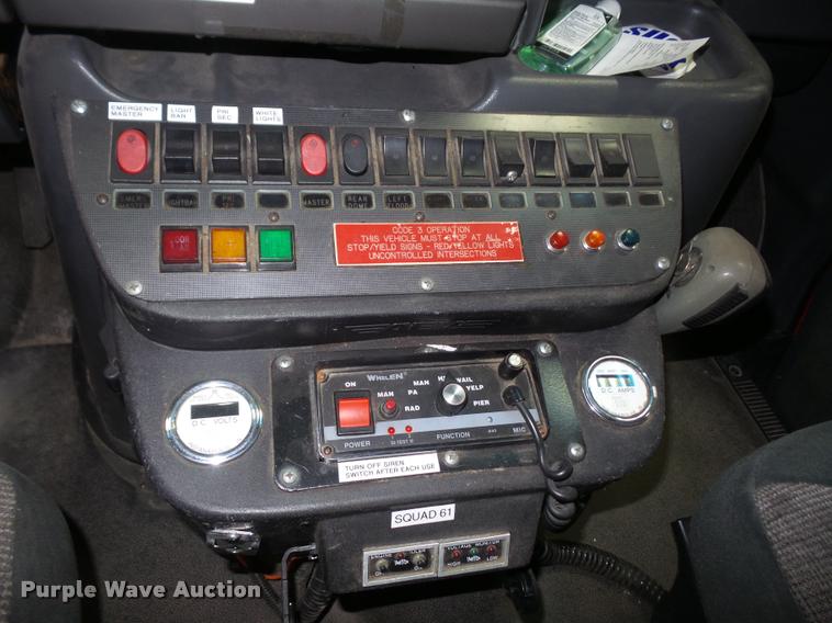 image for item DB2866 1994 Ford Econoline E350 ambulance