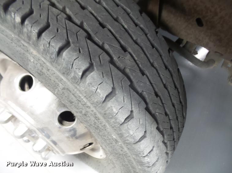 image for item DB2866 1994 Ford Econoline E350 ambulance