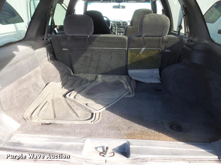 image for item DB2872 2000 Chevrolet Blazer SUV