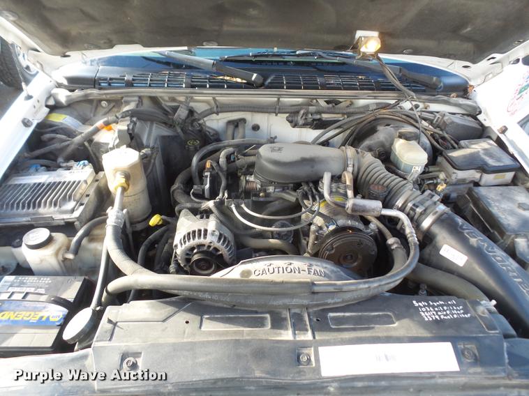 image for item DB2872 2000 Chevrolet Blazer SUV