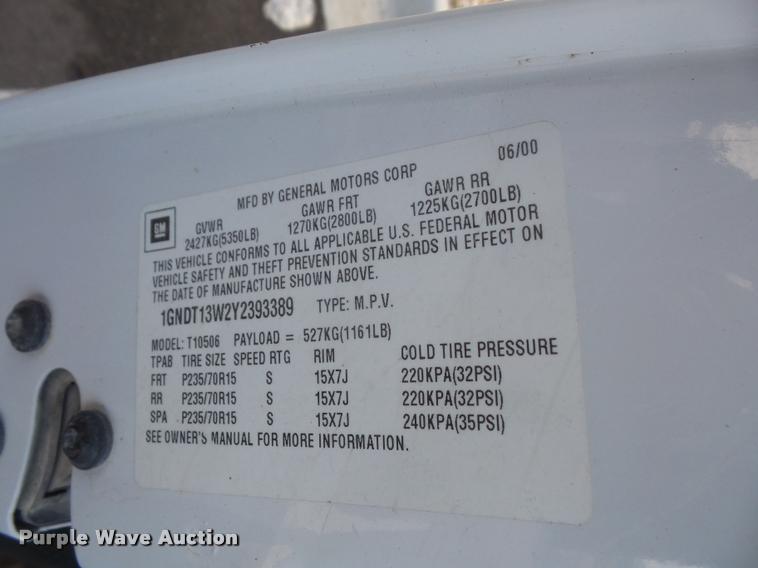 image for item DB2872 2000 Chevrolet Blazer SUV