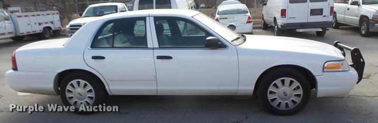 image for item DB2971 2010 Ford Crown Victoria Police Interceptor