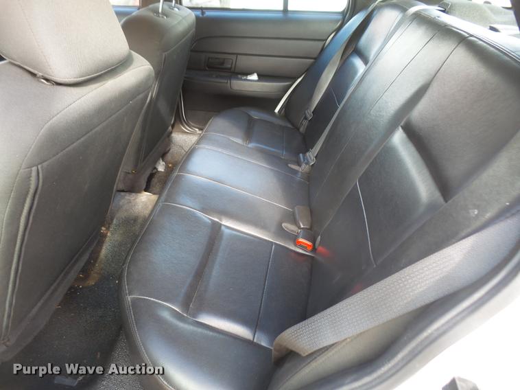 image for item DB2971 2010 Ford Crown Victoria Police Interceptor