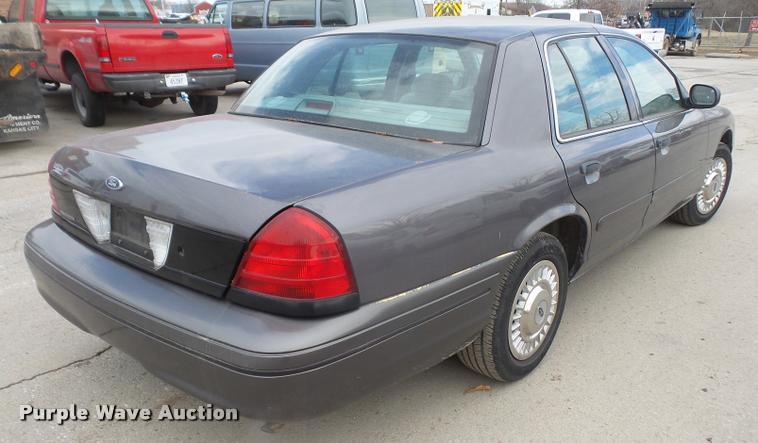 image for item DB2977 2000 Ford Crown Victoria Police Interceptor