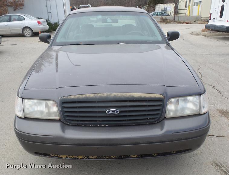 image for item DB2977 2000 Ford Crown Victoria Police Interceptor