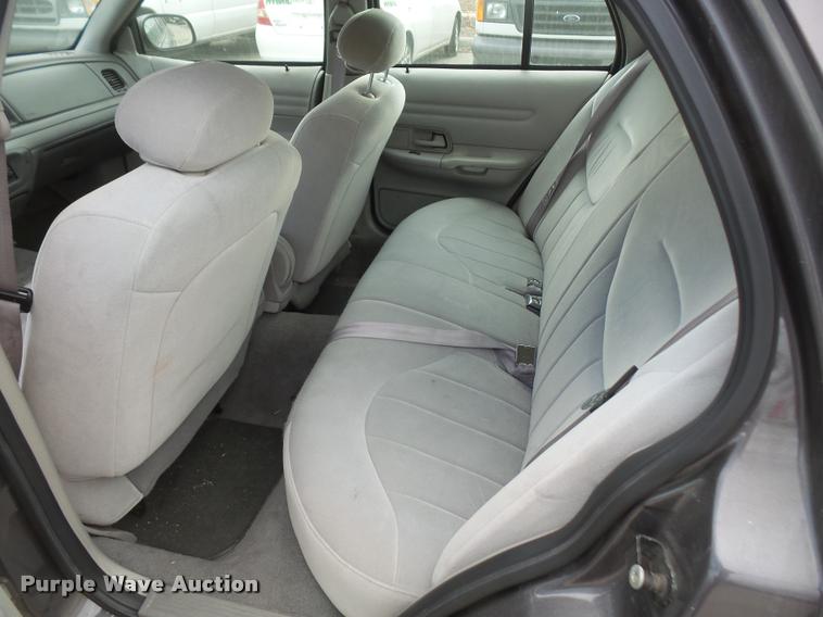 image for item DB2977 2000 Ford Crown Victoria Police Interceptor