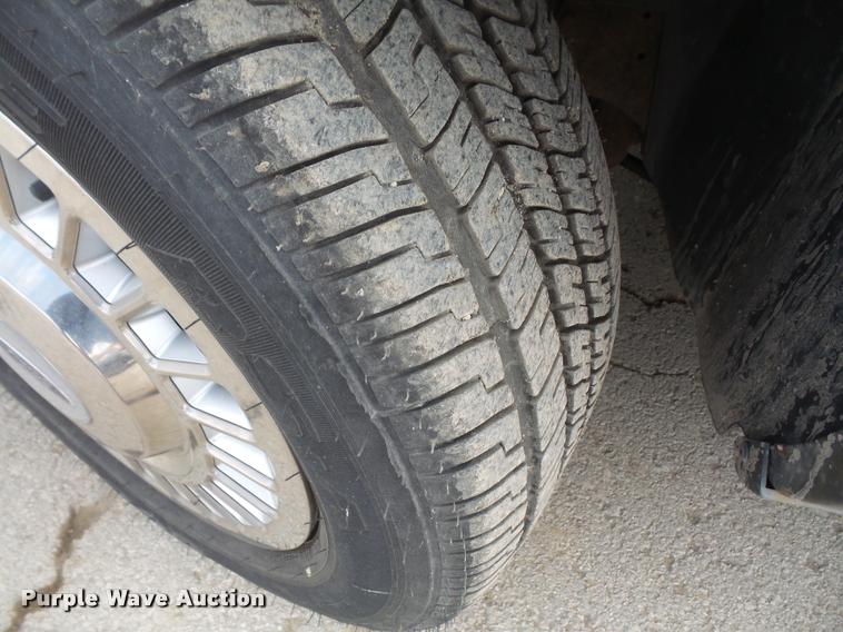 image for item DB2977 2000 Ford Crown Victoria Police Interceptor