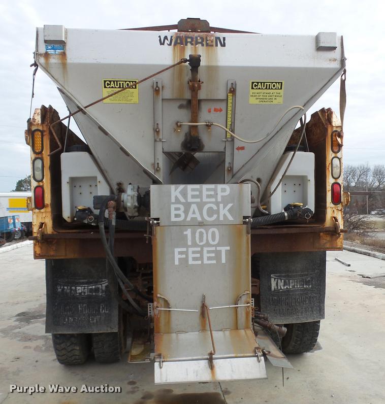 image for item DB2978 2002 International 7400 dump truck