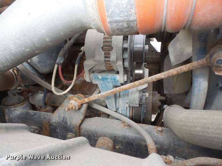 image for item DB2978 2002 International 7400 dump truck