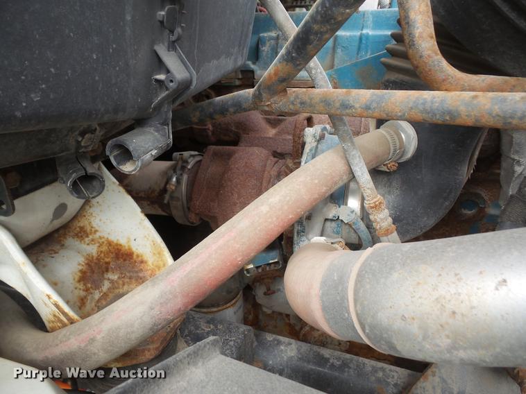 image for item DB2978 2002 International 7400 dump truck